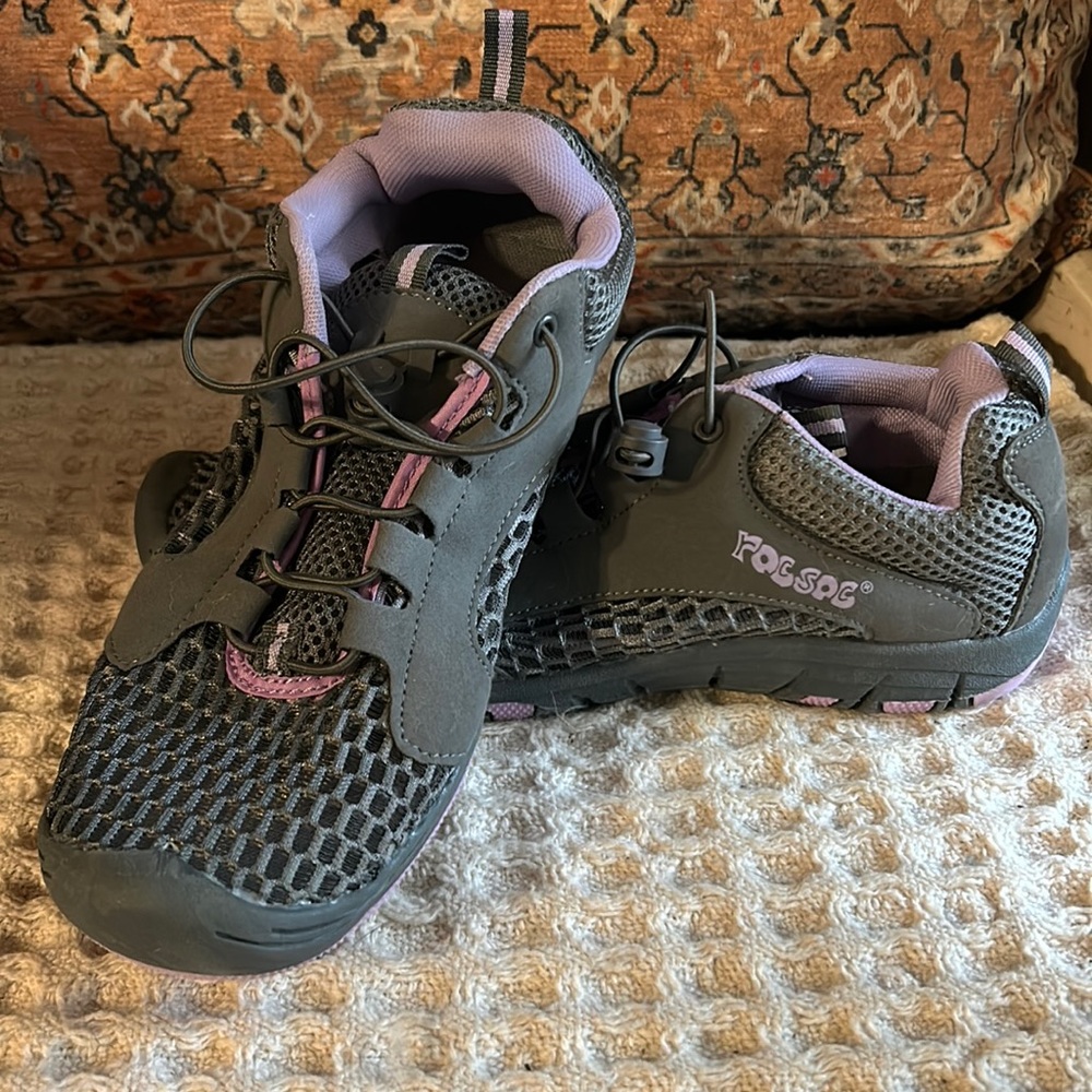 NWOT 
Breathable Water AdTec Women's Speed Lace Open Mesh rocsoc Sz 11